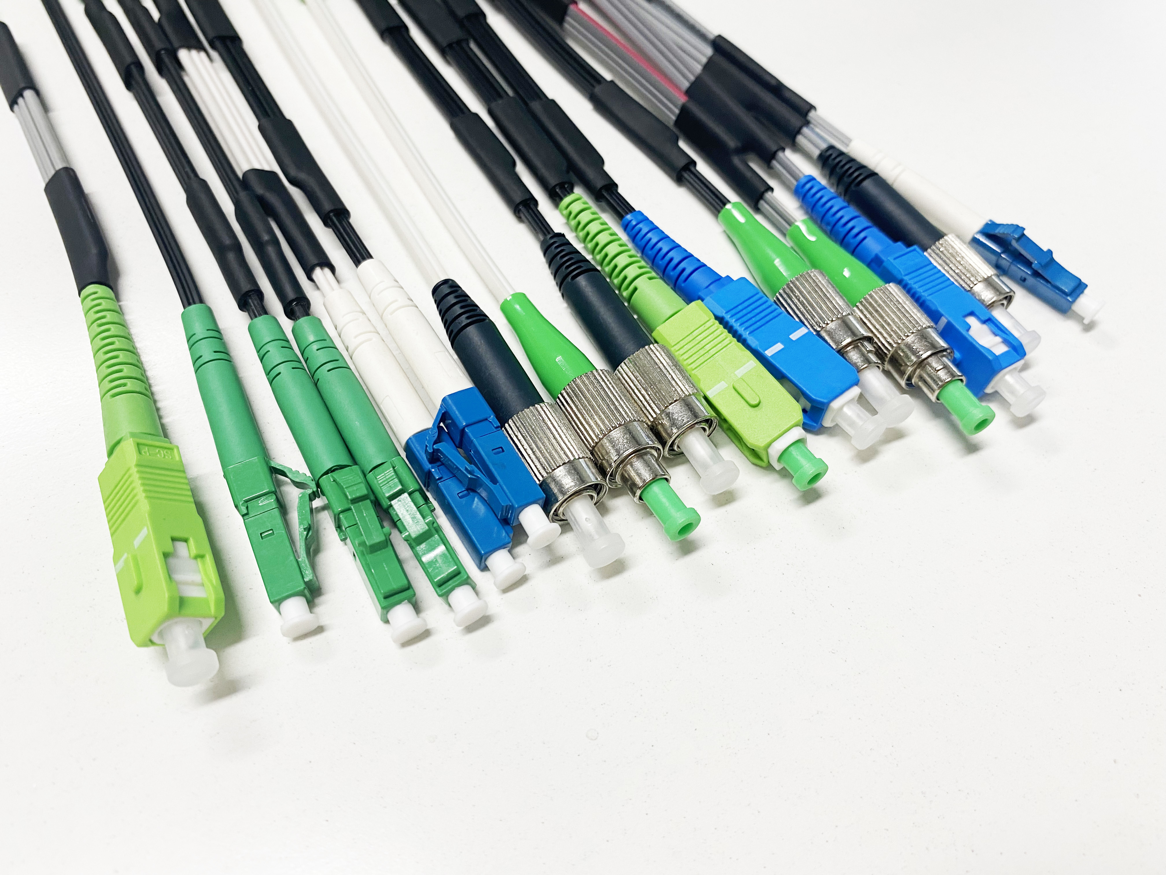 সর্বশেষ কোম্পানি ব্লগ সম্পর্কে How Many Fiber Connector Types