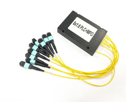 MPO MTP সংযোগকারী ফাইবার অপটিক স্প্লিটার FTTH 8PCS 1x8 2.0mm ABS ক্যাসেট মাল্টিমোড OM3 PLC স্প্লিটার 1M